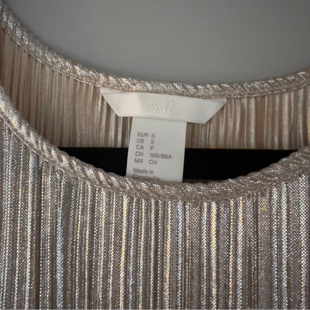 Gold Metallic Dress - Picture 4 of 5